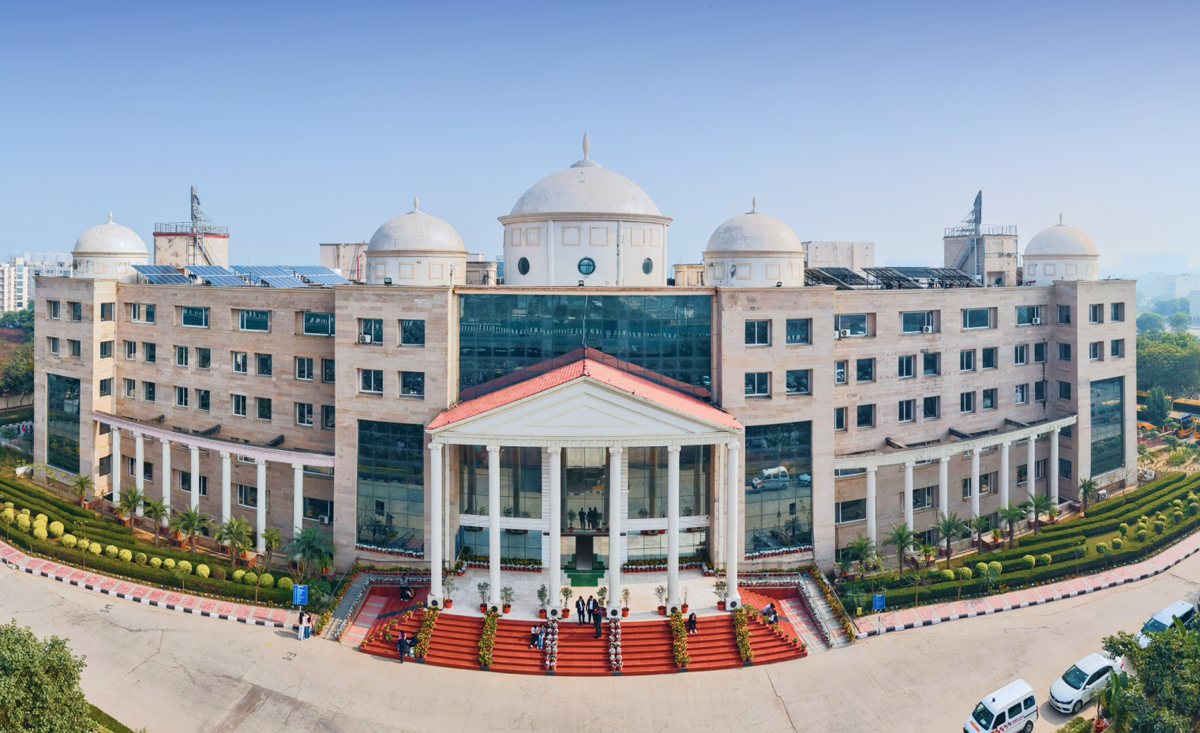 K.R. Mangalam University campus, Gurugram